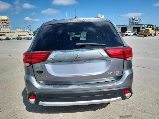 2016 MITSUBISHI OUTLANDER SE