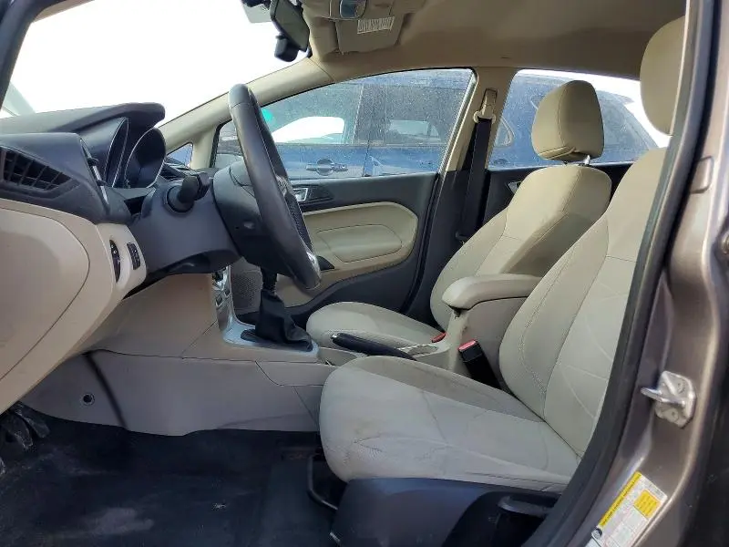 2014 FORD FIESTA SE  