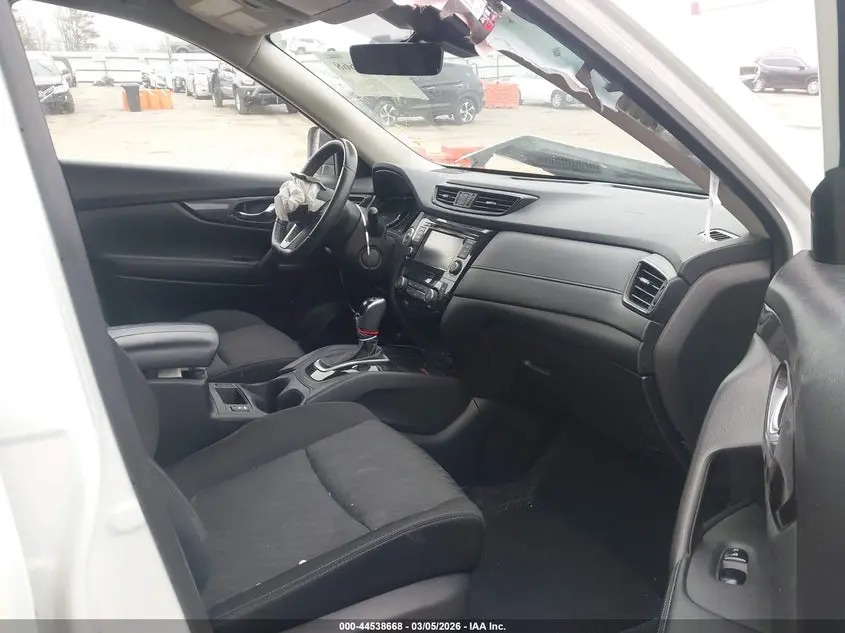 2019 NISSAN ROGUE SV