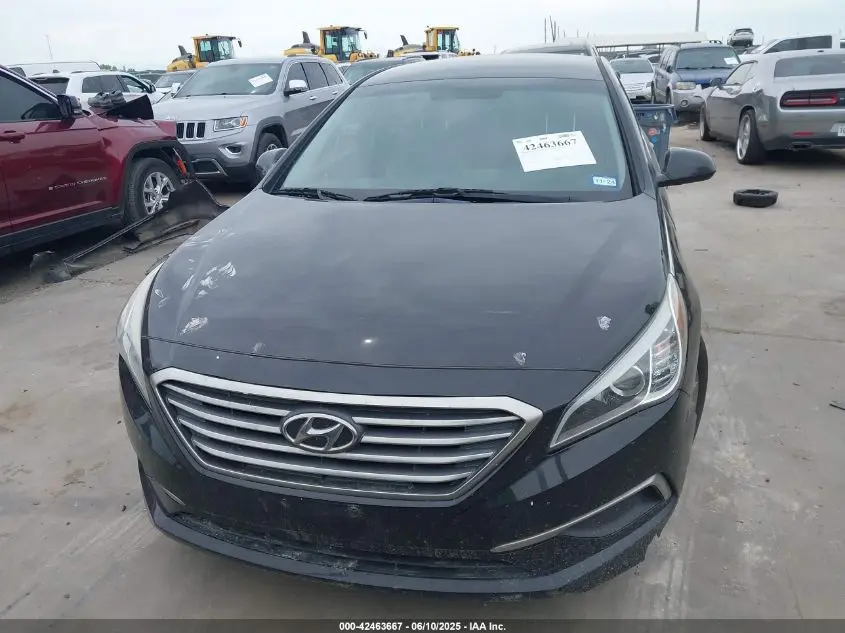 2017 HYUNDAI SONATA SE