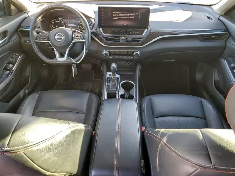 2024 NISSAN ALTIMA SR  
