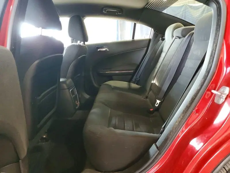 2012 DODGE CHARGER SE  