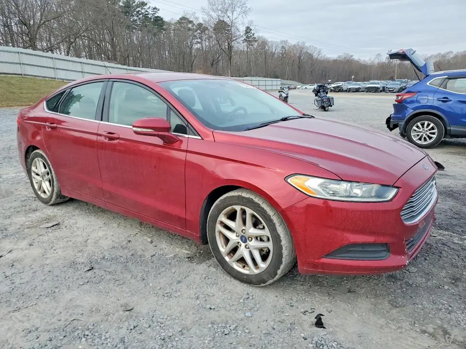 2015 FORD FUSION SE  