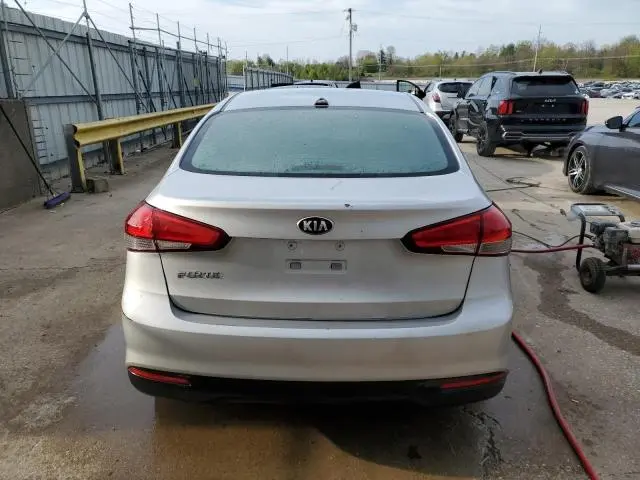 2017 KIA FORTE LX  