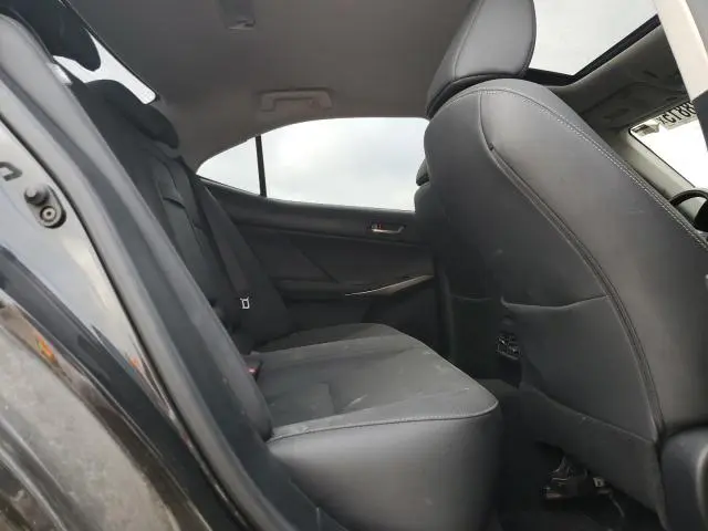 2019 LEXUS IS 300  