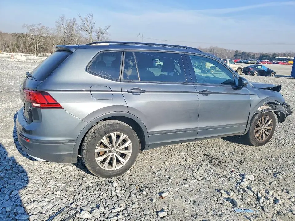 2018 VOLKSWAGEN TIGUAN S  
