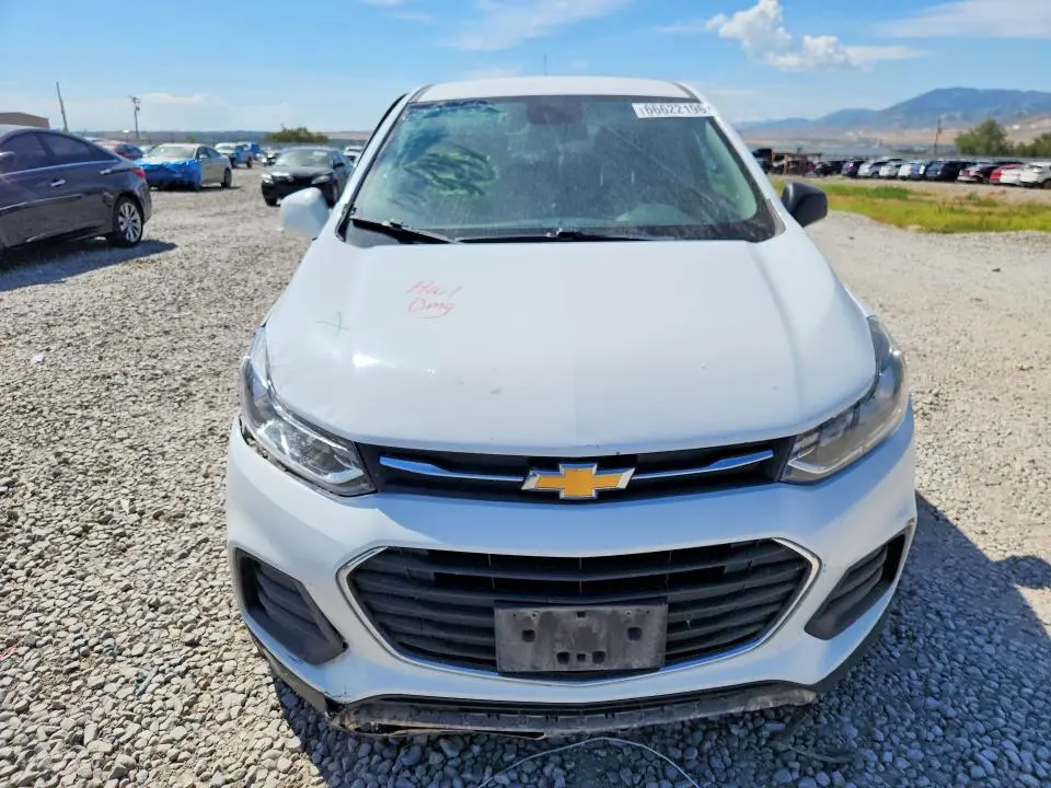 2021 CHEVROLET TRAX LS  