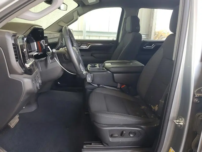 2024 CHEVROLET SILVERADO K1500 RST  