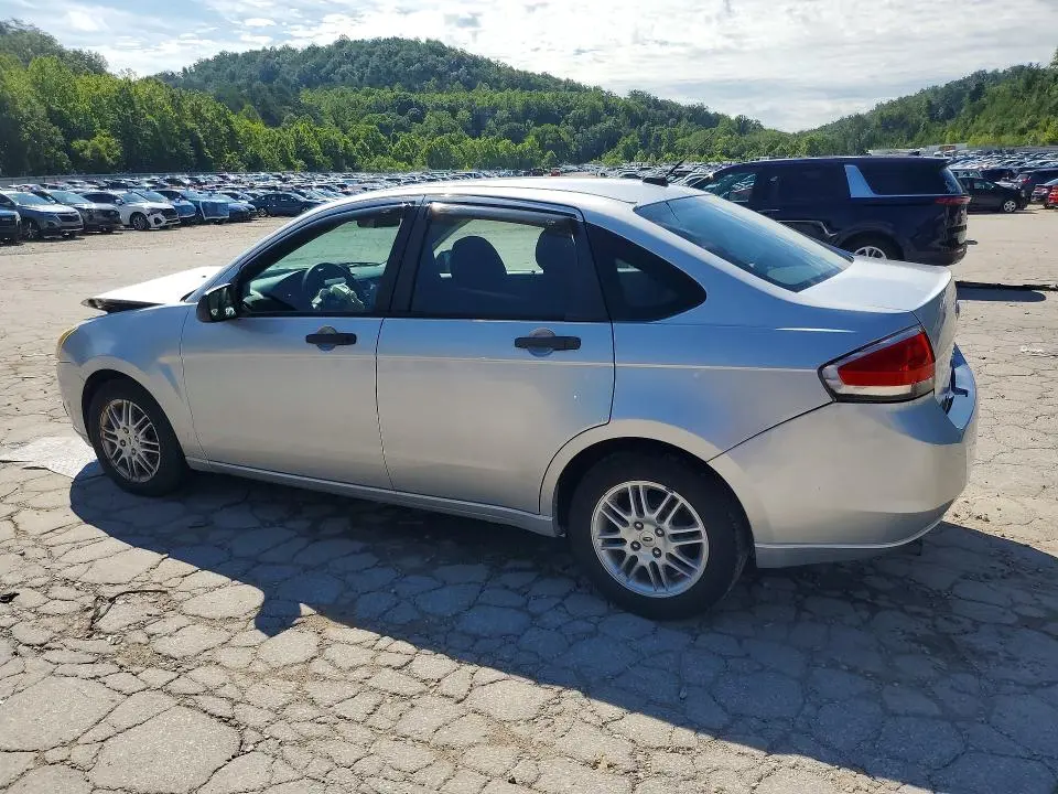 2010 FORD FOCUS SE  