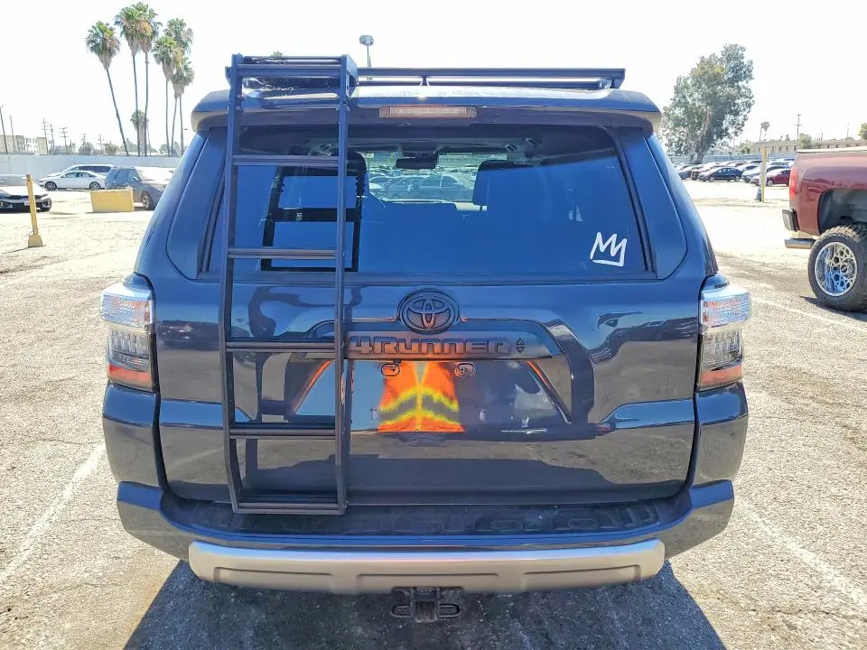 2024 TOYOTA 4RUNNER TRD OFF-ROAD PREMIUM  