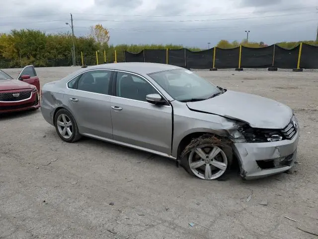 2014 VOLKSWAGEN PASSAT SE  