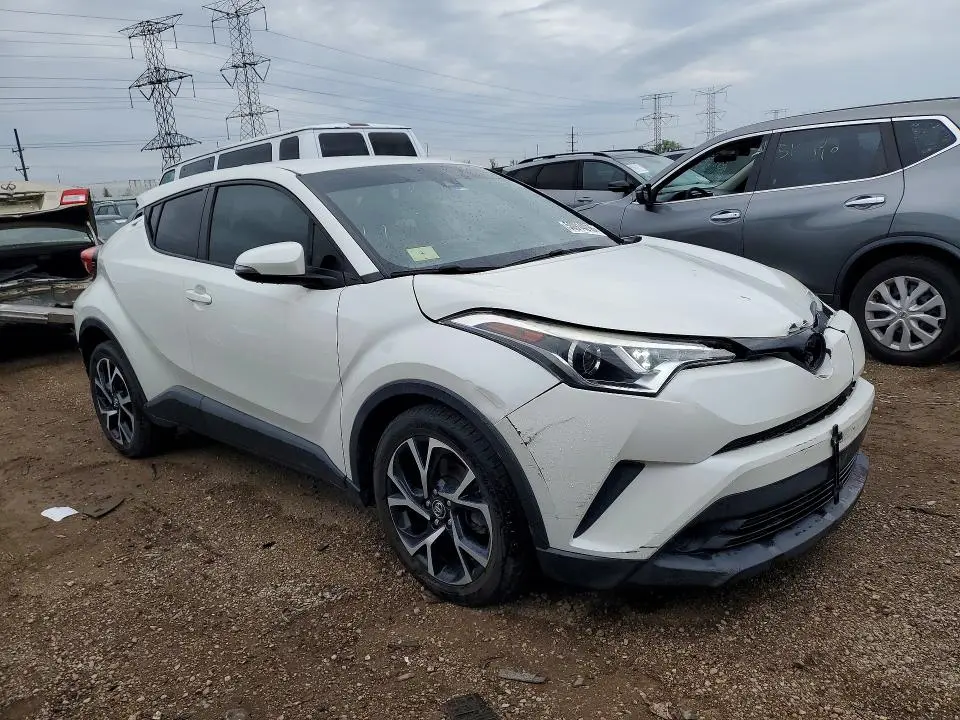 2018 TOYOTA C-HR XLE  