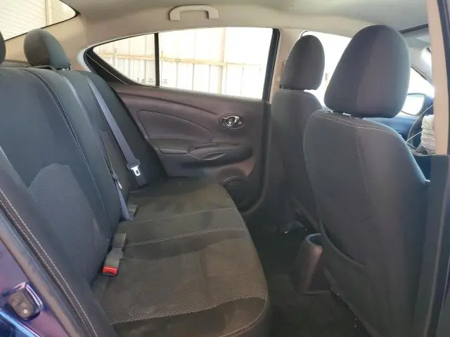 2019 NISSAN VERSA S  