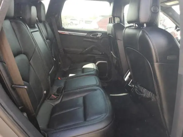 2018 PORSCHE CAYENNE GTS  