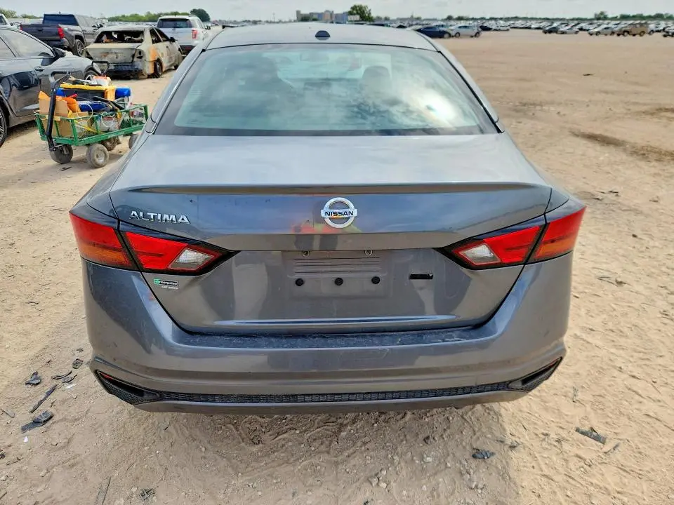 2019 NISSAN ALTIMA S  