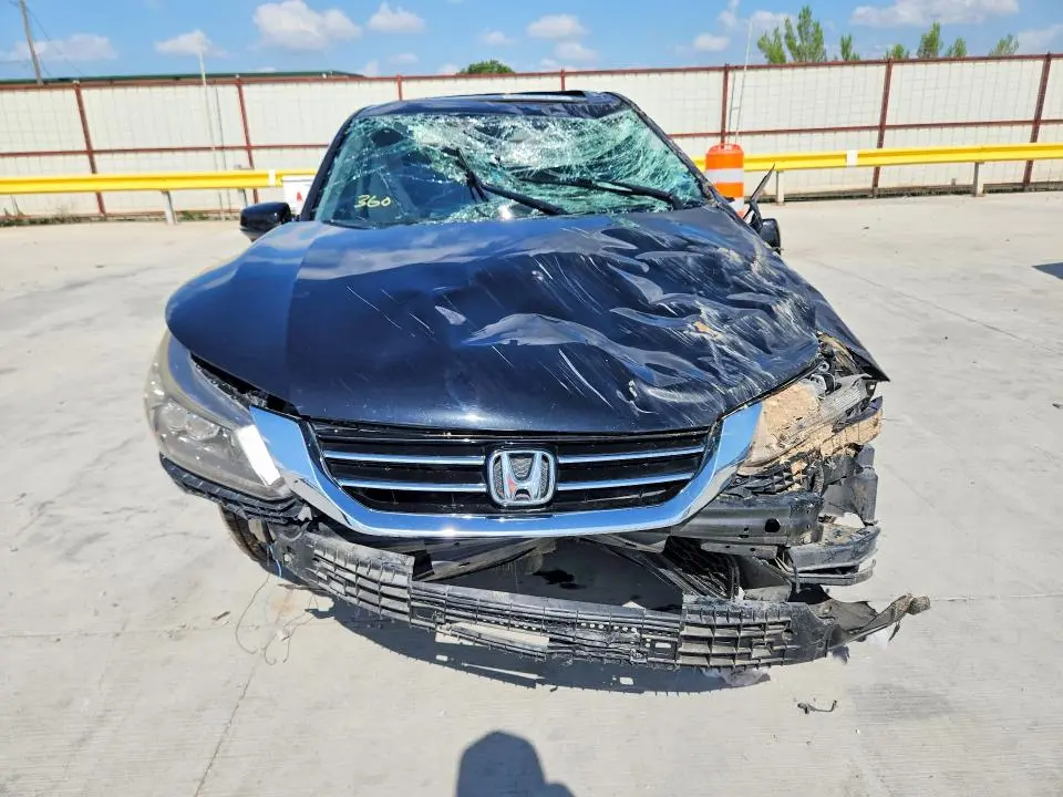 2015 HONDA ACCORD TOURING  