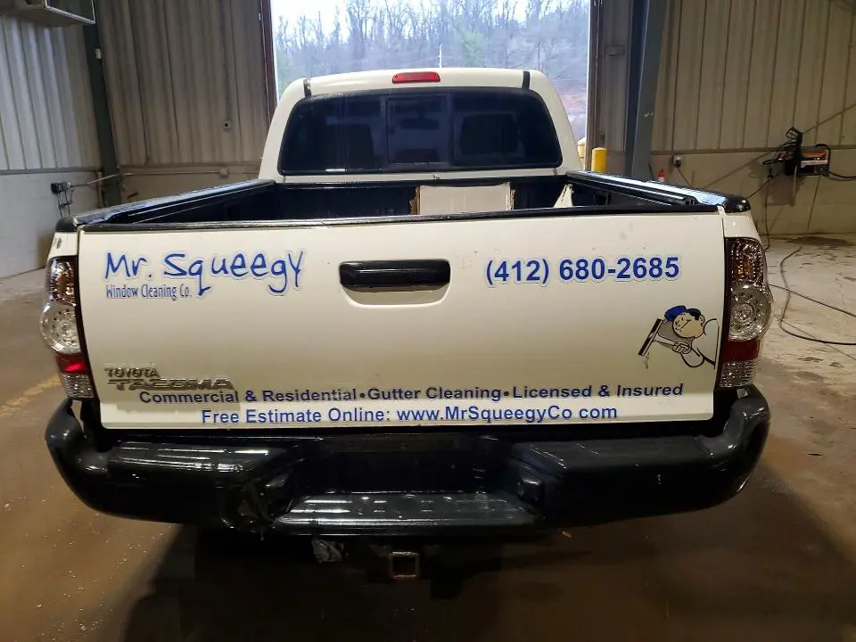 2010 TOYOTA TACOMA BASE  