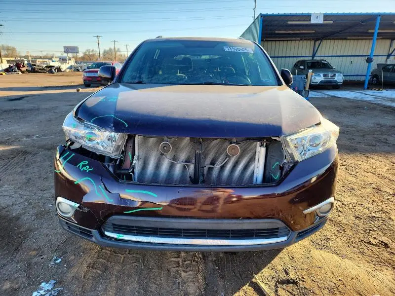 2011 TOYOTA HIGHLANDER BASE  