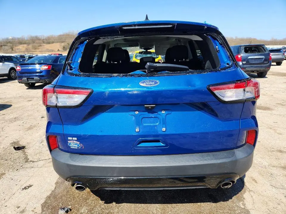 2022 FORD ESCAPE SE  
