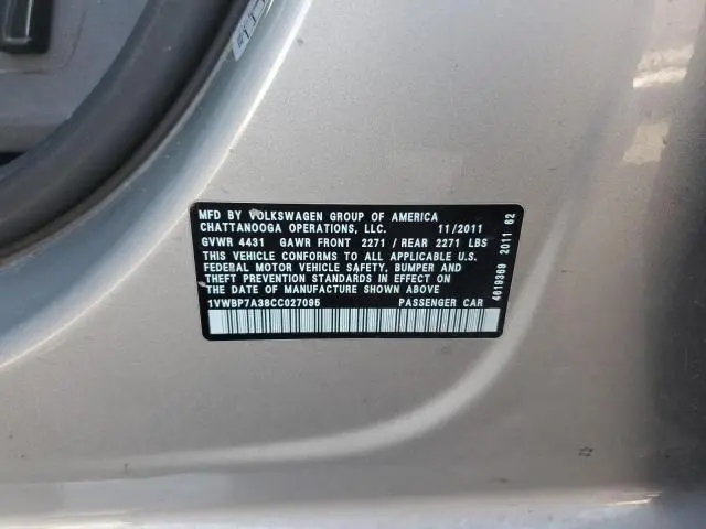 2012 VOLKSWAGEN PASSAT SE  