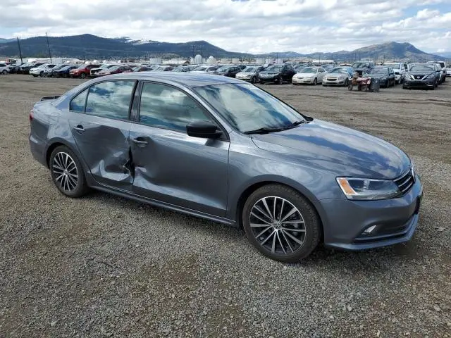 2016 VOLKSWAGEN JETTA SPORT  