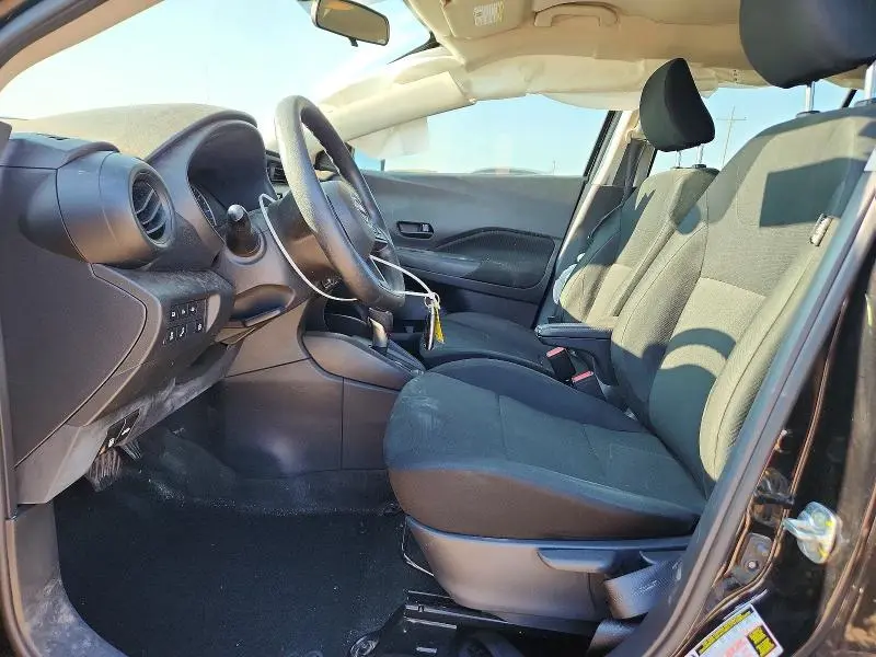 2024 NISSAN KICKS S  