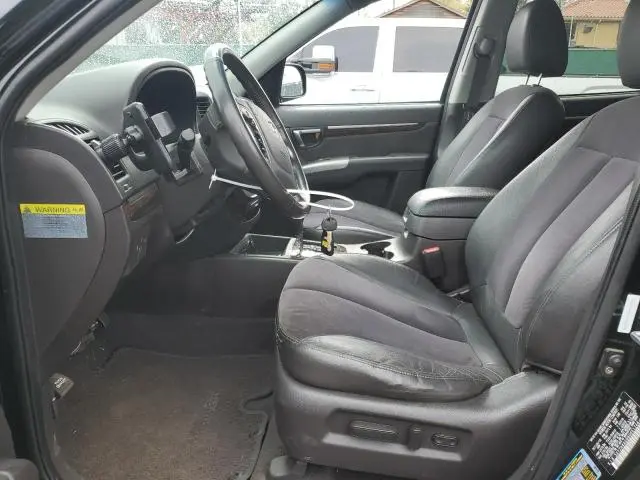 2011 HYUNDAI SANTA FE SE  