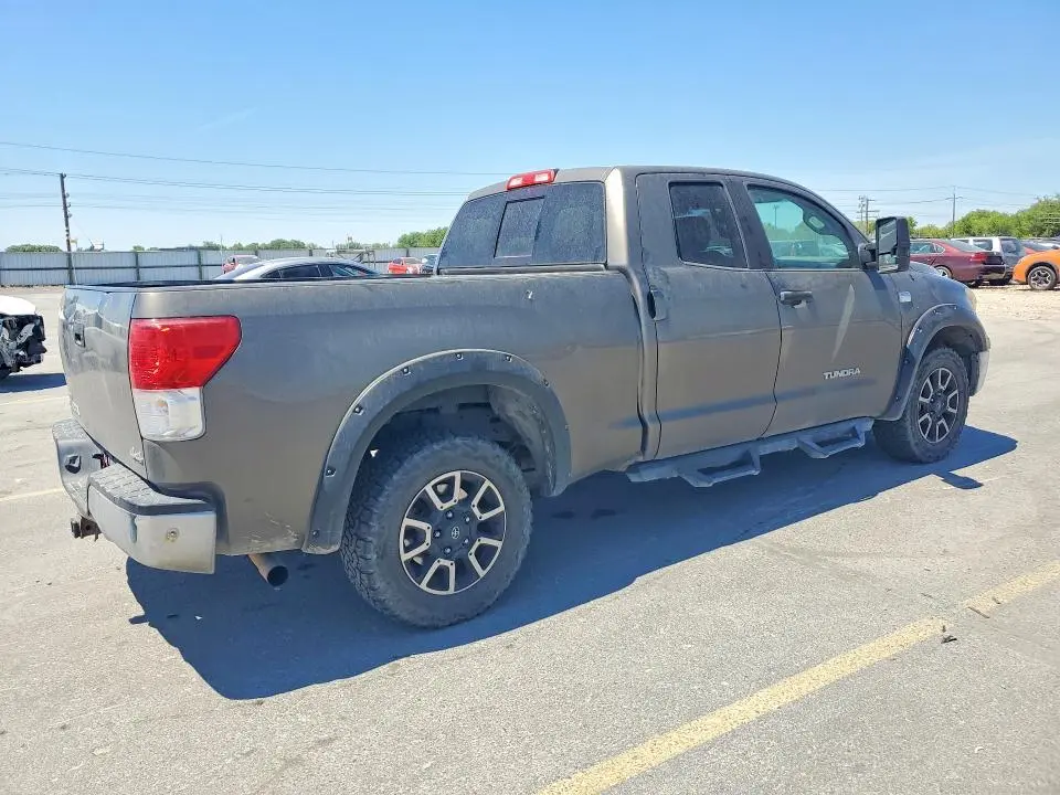 2010 TOYOTA TUNDRA DOUBLE CAB SR5  