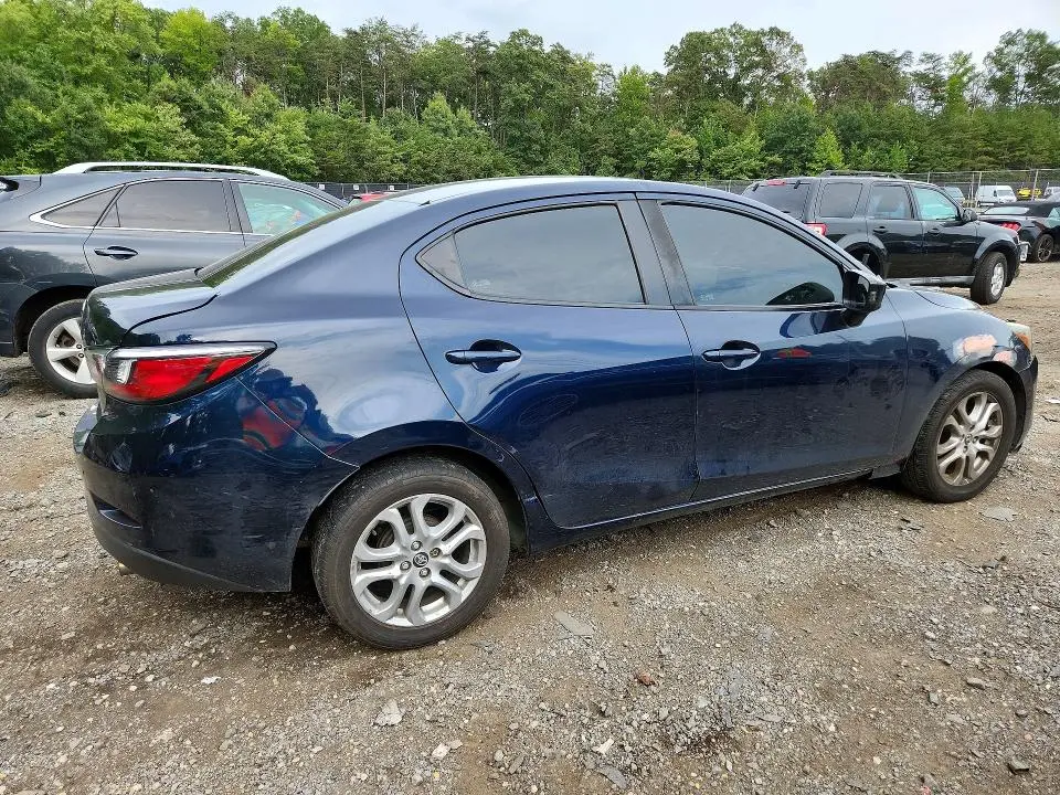 2017 TOYOTA YARIS IA BASE  