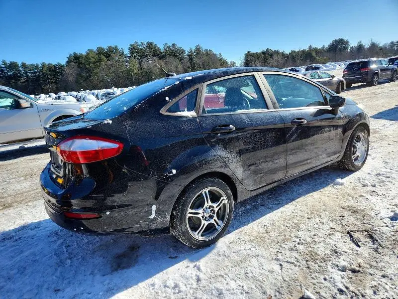 2018 FORD FIESTA SE  