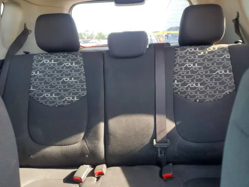 2011 KIA SOUL +  