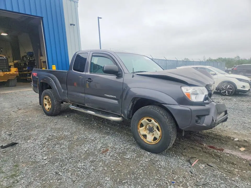 2015 TOYOTA TACOMA   