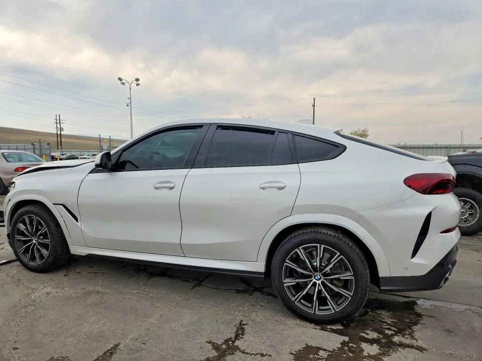 2021 BMW X6 XDRIVE40I  