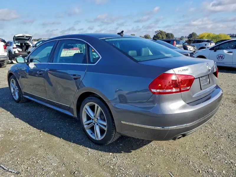 2014 VOLKSWAGEN PASSAT SE  