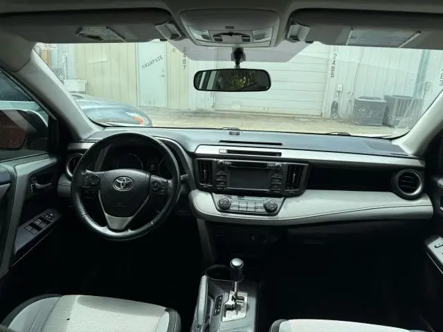 2016 TOYOTA RAV4 XLE