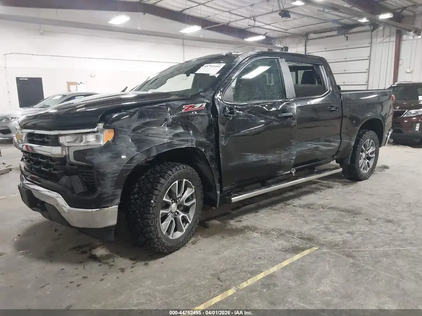 2024 CHEVROLET SILVERADO 1500 4WD  SHORT BED LT