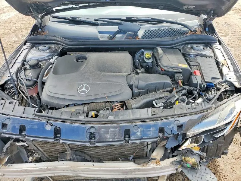 2015 MERCEDES-BENZ GLA 250  