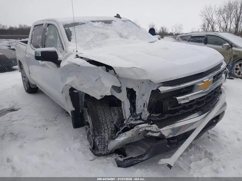 2025 CHEVROLET SILVERADO 1500 4WD  SHORT BED LT WITH 2FL