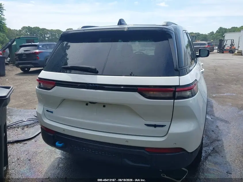 2022 JEEP GRAND CHEROKEE 4XE TRAILHAWK 4X4