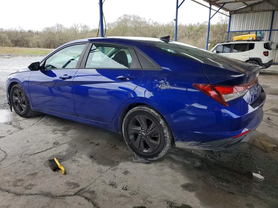 2021 HYUNDAI ELANTRA SEL  