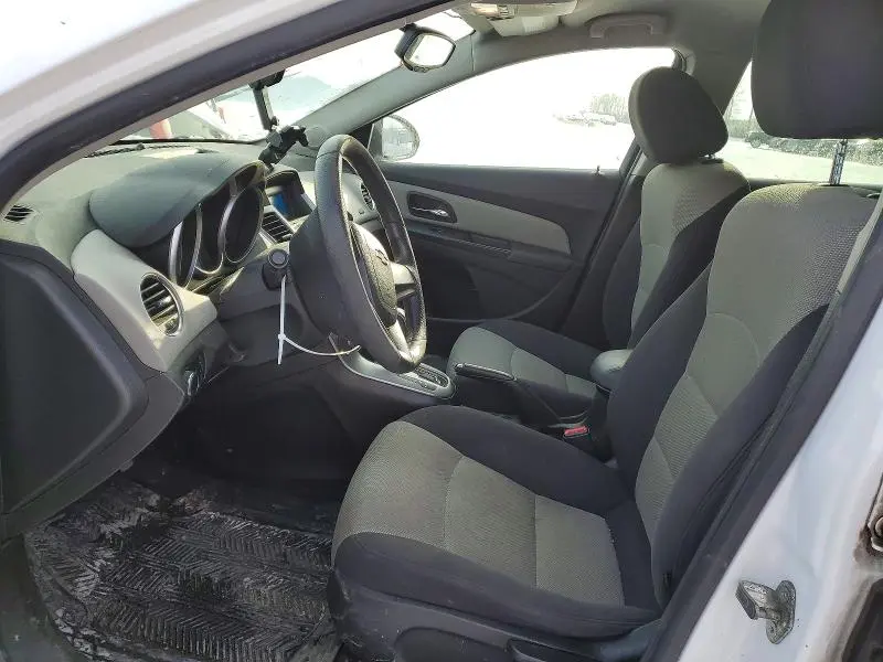 2013 CHEVROLET CRUZE LS  