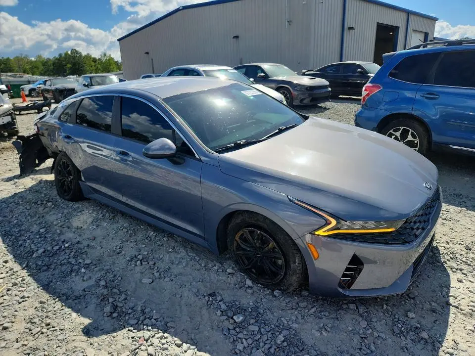 2021 KIA K5 LX  