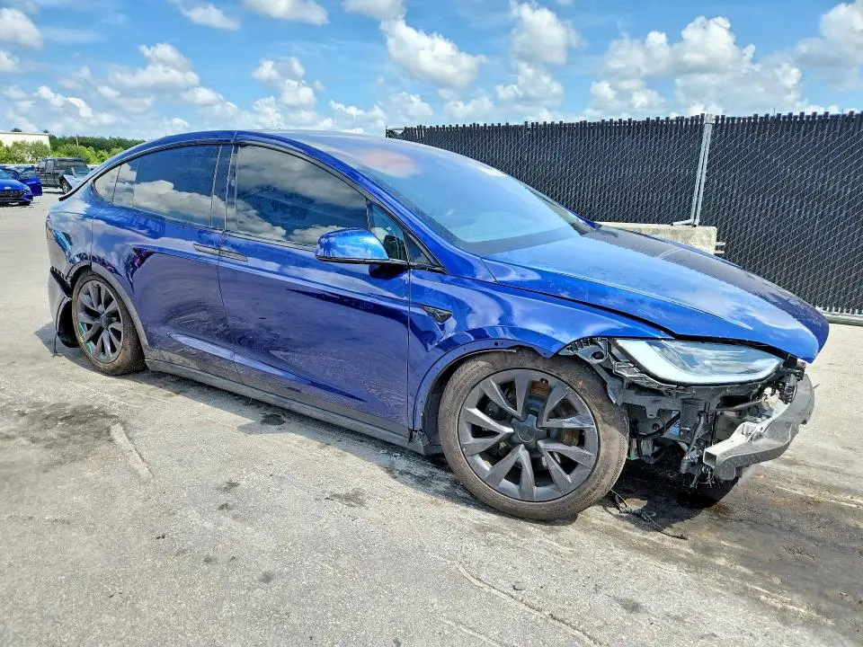2024 TESLA MODEL X   