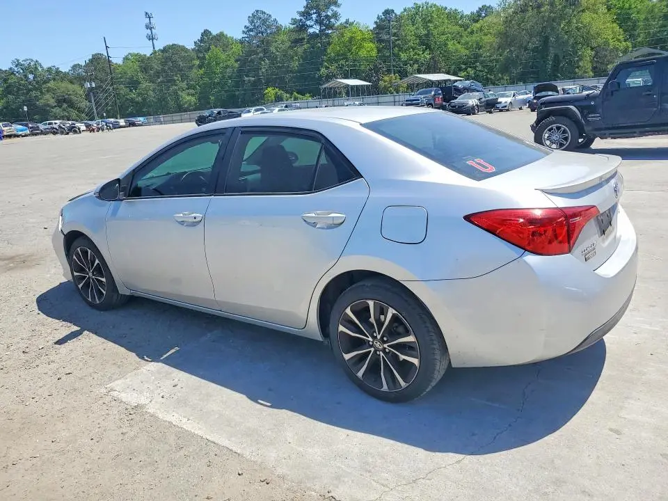 2017 TOYOTA COROLLA SE  