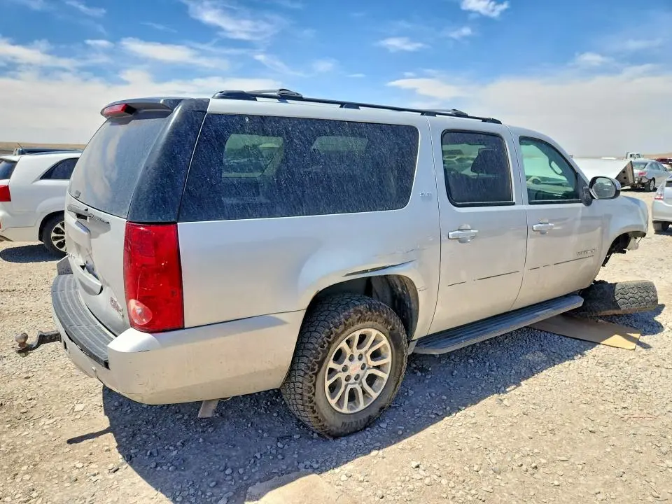 2010 GMC YUKON XL K1500 SLT  