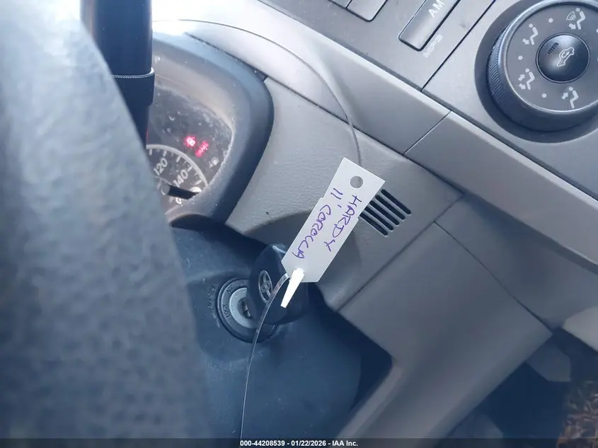 2011 TOYOTA COROLLA LE