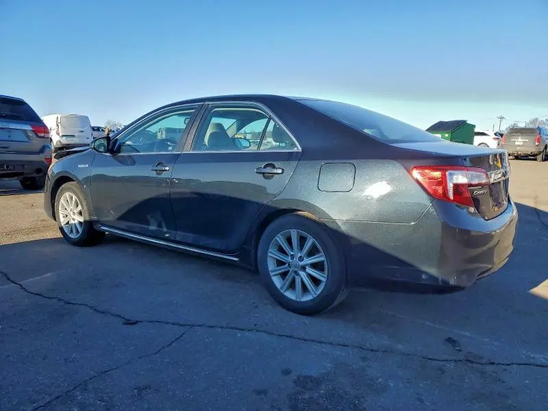 2012 TOYOTA CAMRY HYBRID  