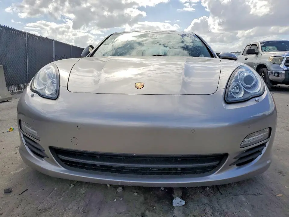 2012 PORSCHE PANAMERA S HYBRID  