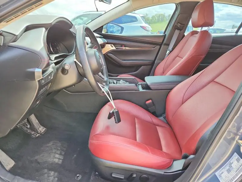 2023 MAZDA 3   