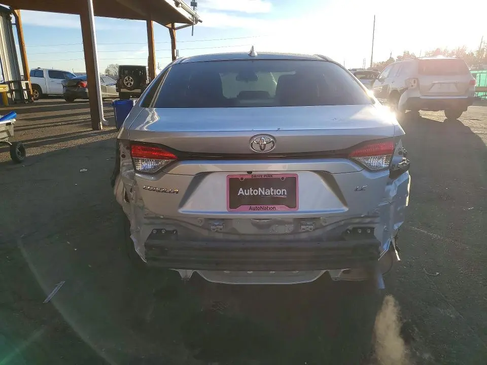 2024 TOYOTA COROLLA LE  